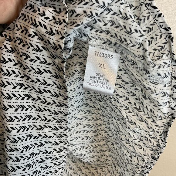 THML Anthropologie Women Sz XL White Navy Halter Top Embroidered Bohemian Blouse - Picture 11 of 12